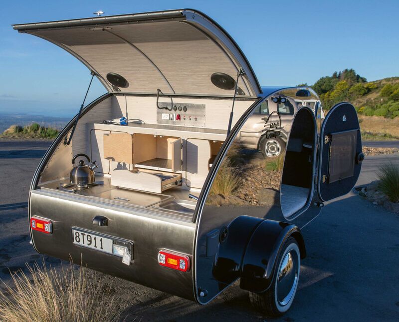 Der Anhänger kommt elegant im Retrochic daher, ohne mit Hightech zu geizen.