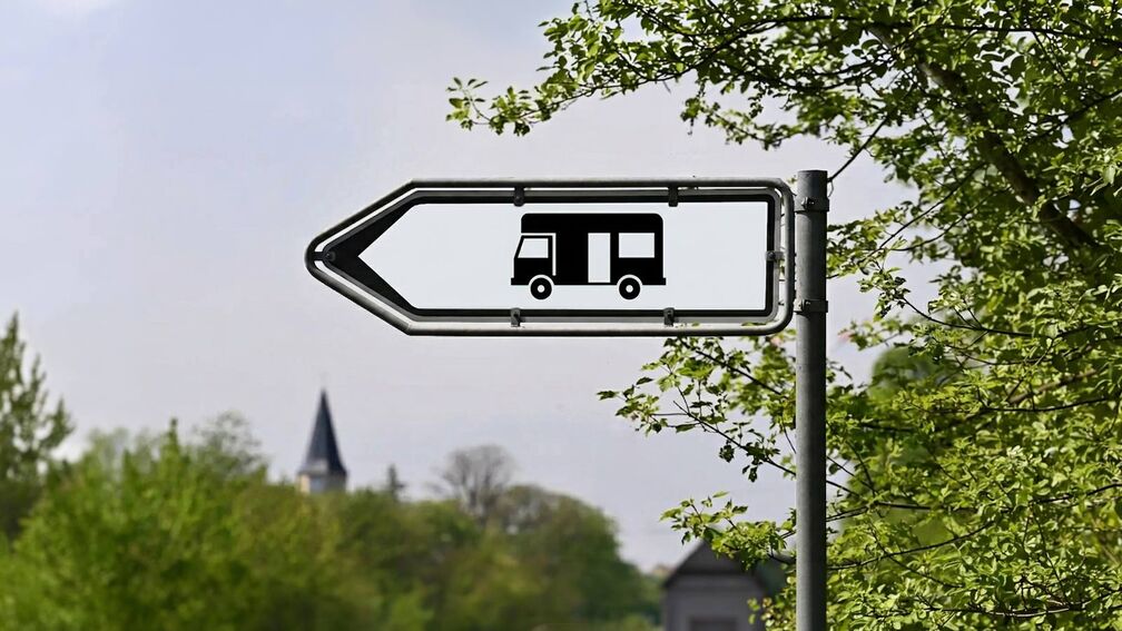 Wohnmobilisten zum Stellplatz lenken