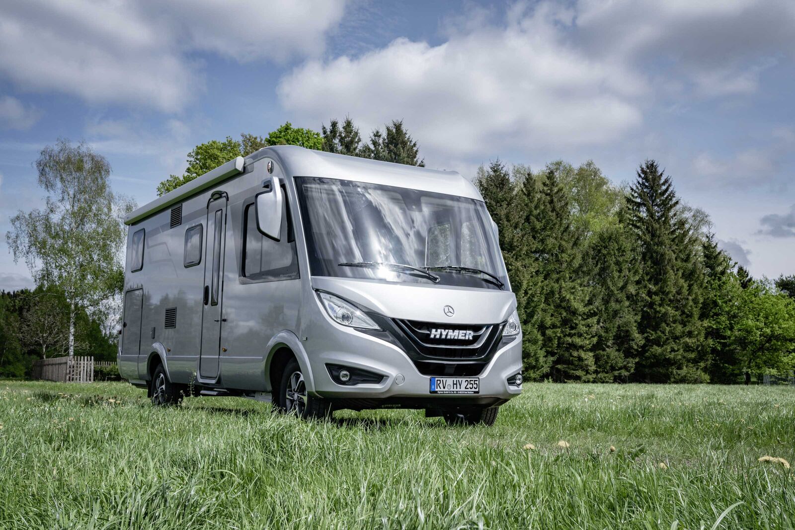 Für Reisemobile, die mit dem B-Führerschein gefahren werden dürfen, soll das zulässige Gesamtgewicht ab dem Jahr 2028 von 3,5 auf 4,25 Tonnen erhöht werden.