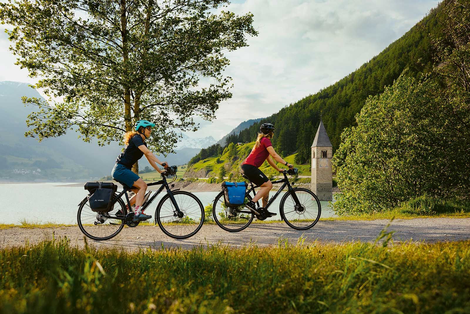 Südtirol ist vielseitig und bietet für Reisende jede Menge Genuss und Naturverbundenheit.
