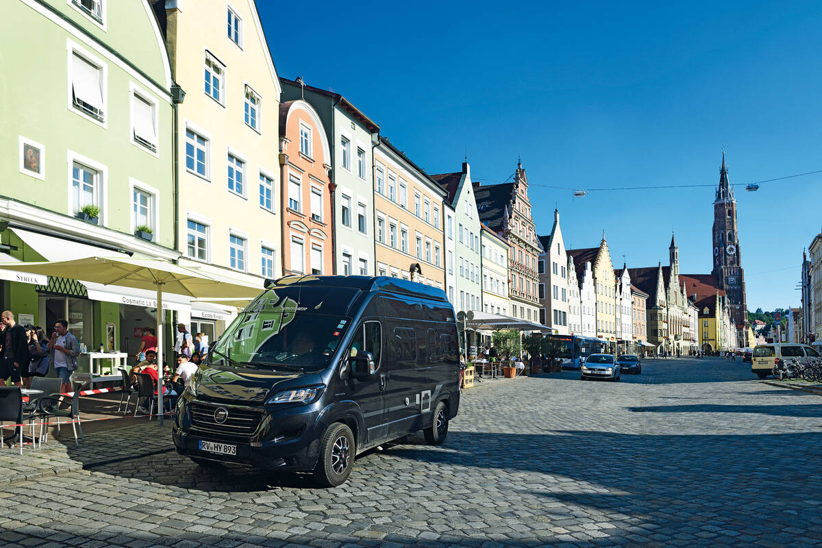 Die niederbayerische Hauptstadt Landshut zählt mit ihrer mittelalterlichen Pracht zu den schönsten Städten Bayerns.