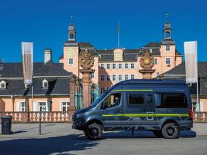 Sur les « Champs-Élysées », nous passons devant le château de Schwetzingen.