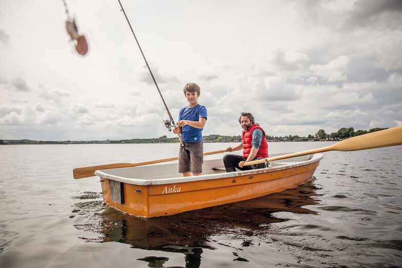 Ob im Meer oder einem der vielen Seen: Mecklenburg-Vorpommern ist auch ein Anglerparadies.
