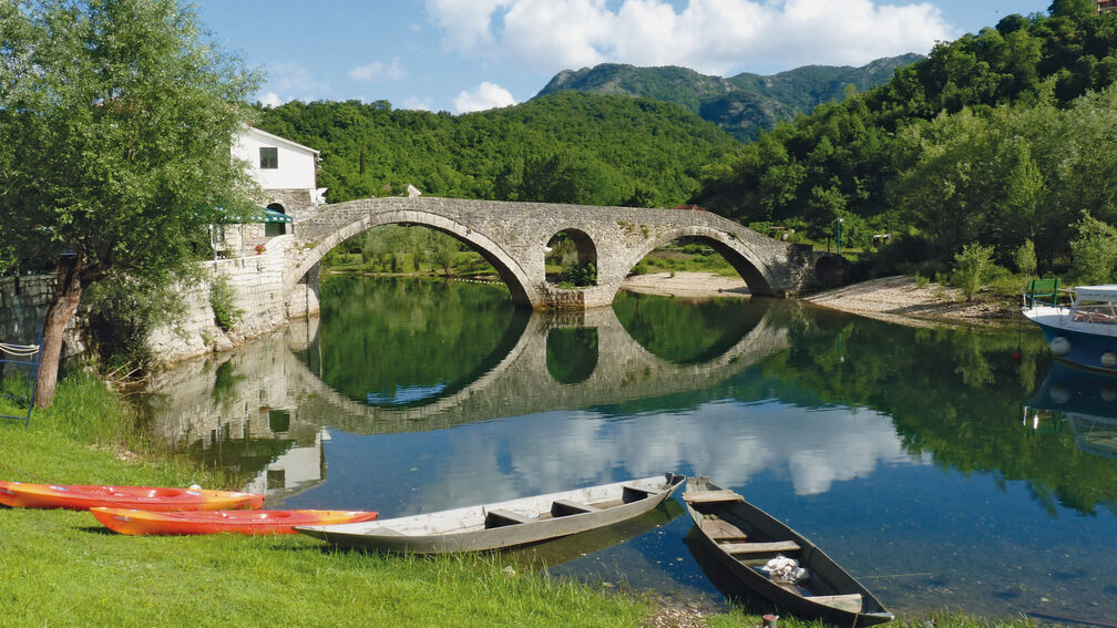 Montenegro – schwarze Berge, grüne Täler, blaues Meer