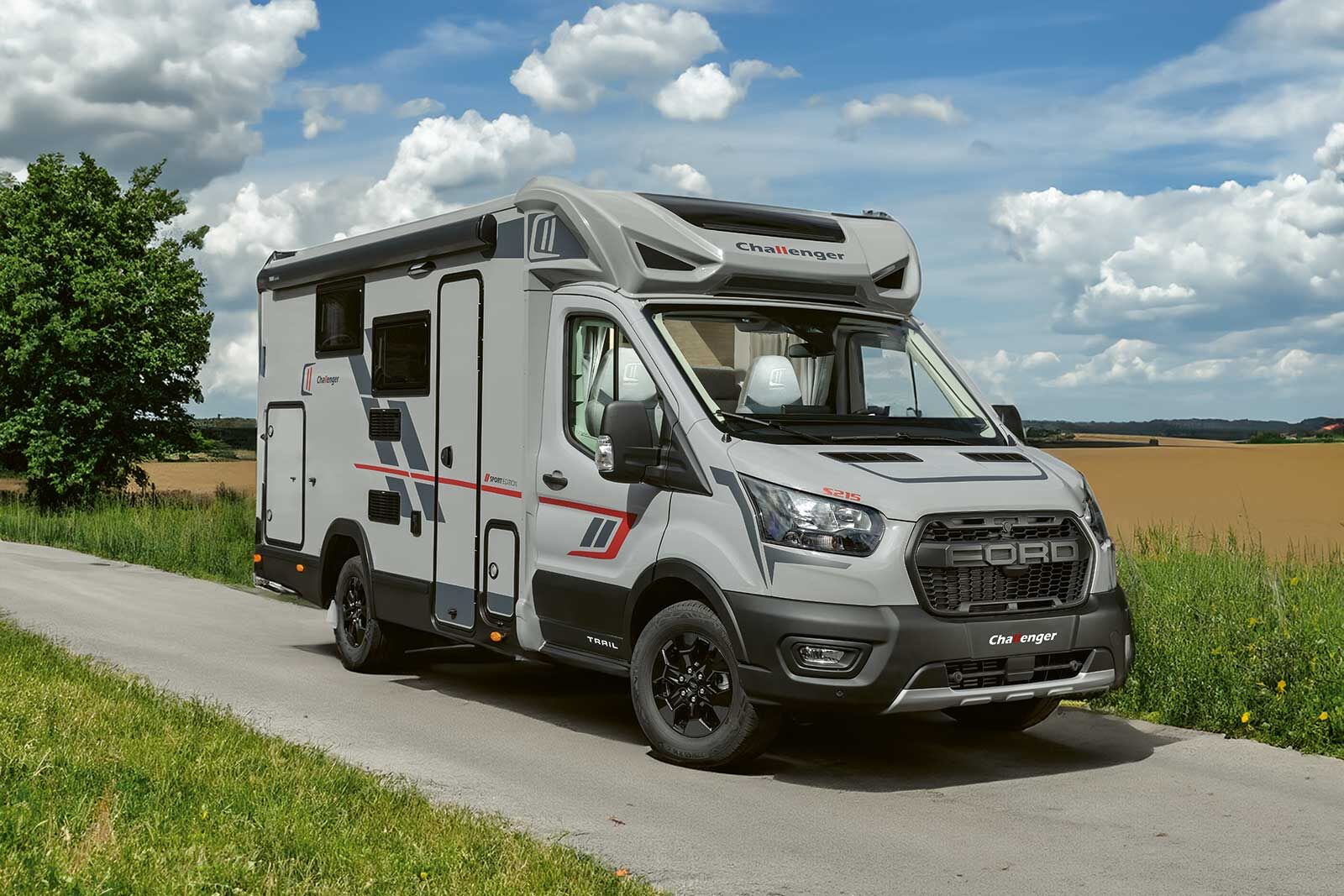 Wohnmobil S 215 von Challenger