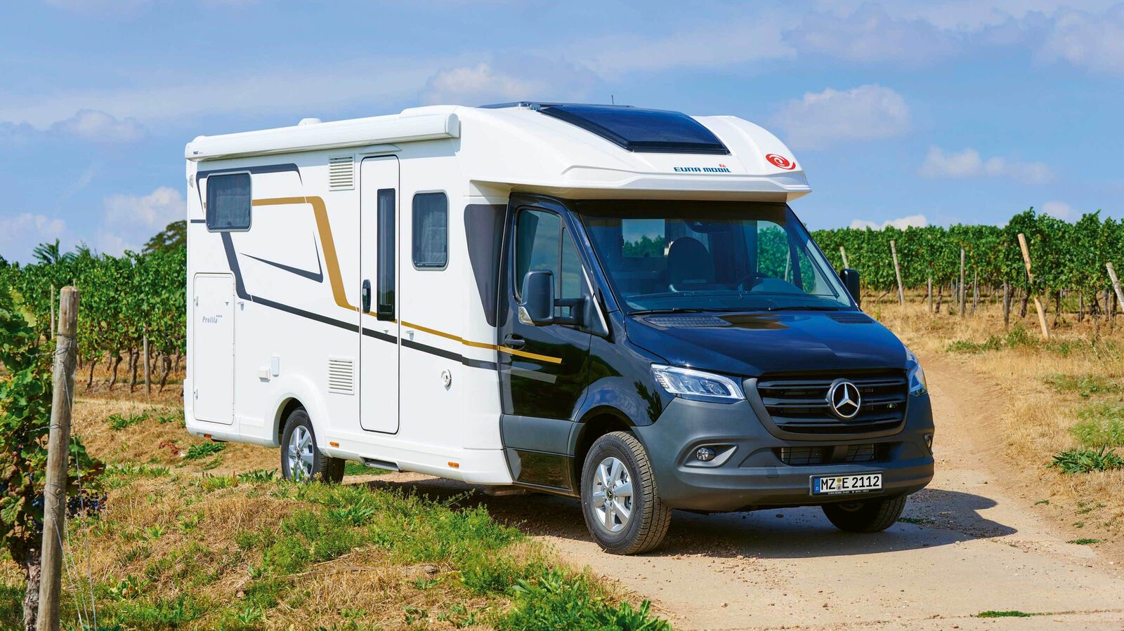 Edel, exklusiv und elegant: Profila T auf Mercedes-Chassis.